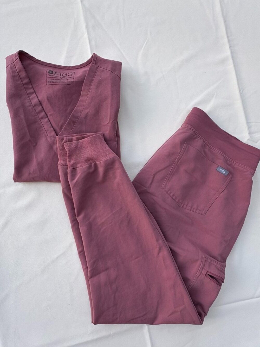 Mauve Pink Figs Scrub Set